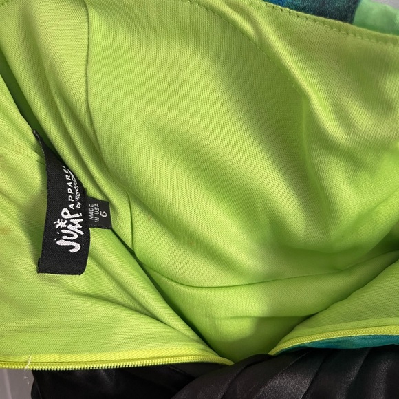 Green and Blue short dress - Picture 2 of 3